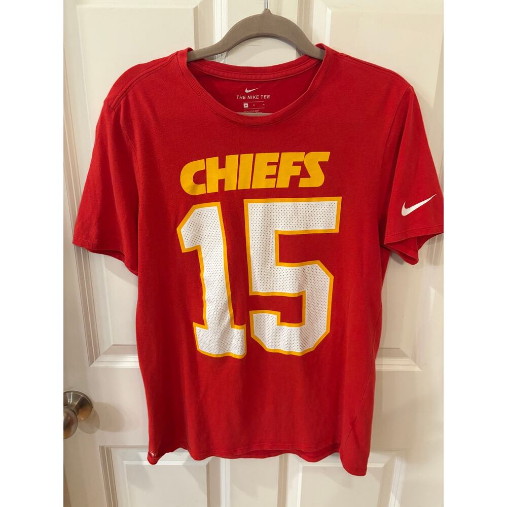 Patrick Mahomes Nike Kansas City Chiefs #15 Red T-Shirt Size M - Picture 2 of 16